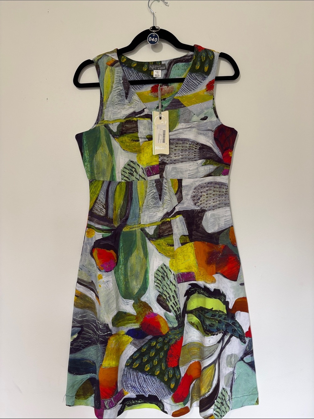 040 NWT DOLCEZZA DRESS
